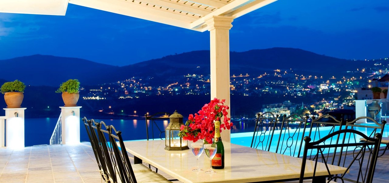 Dine alfresco and see Kalkan light up at night